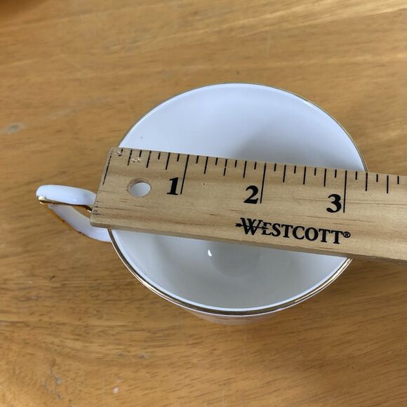 Vintage Royal Tara Bone China Teacup & Saucer Set Ireland Clover St Patrick' Day - Picture 16 of 16